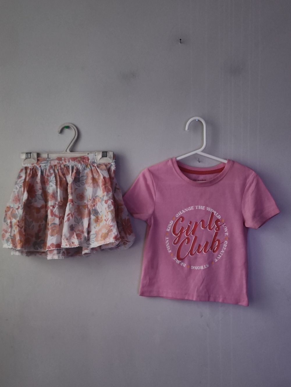 Primark Pink Girls Club Tee with Peach Floral Skirt. New Without Tag